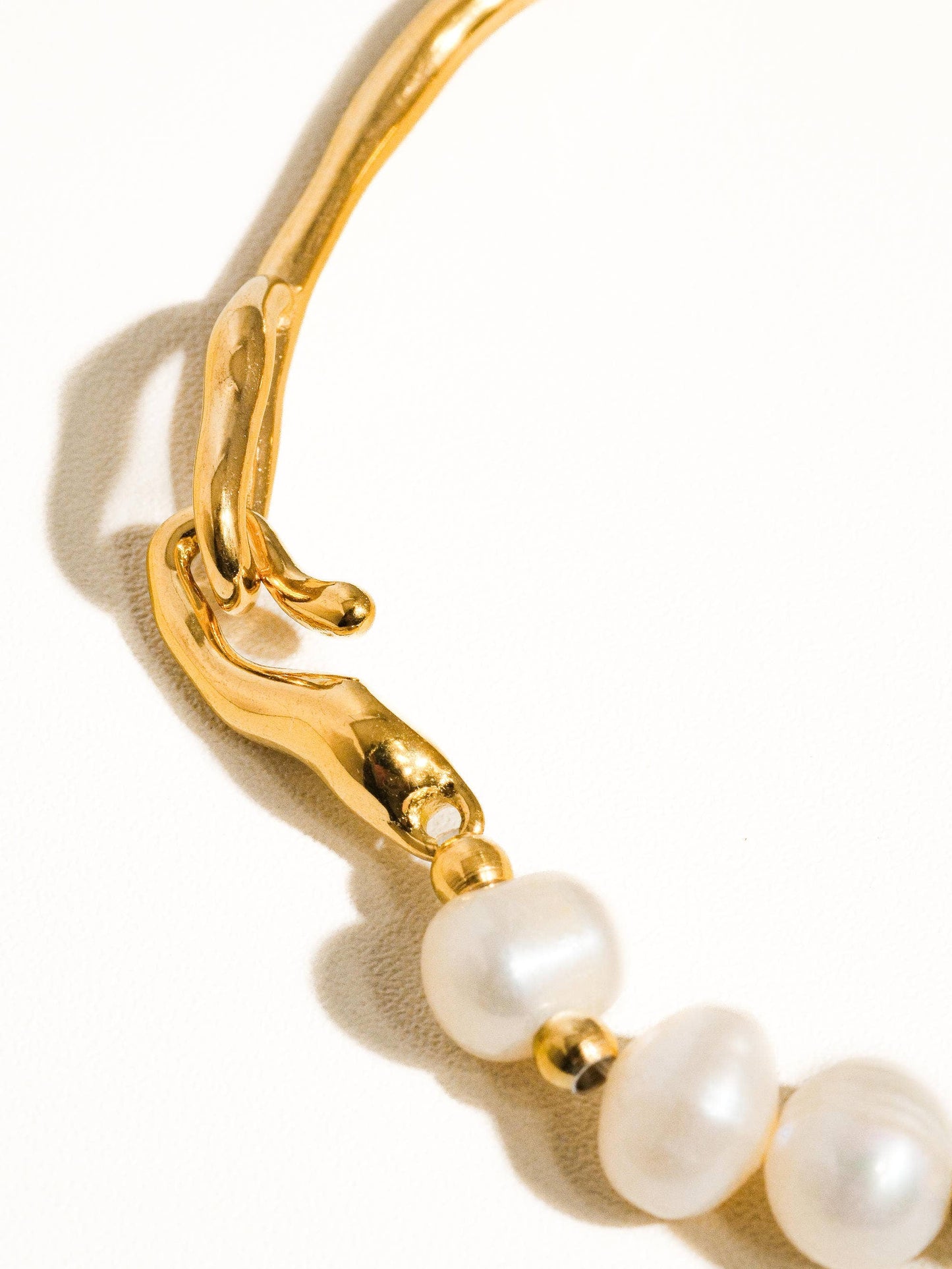Olivia Gold Non-Tarnish Natural Pearl Gold Bracelet - Uniquely Claudia Boutique