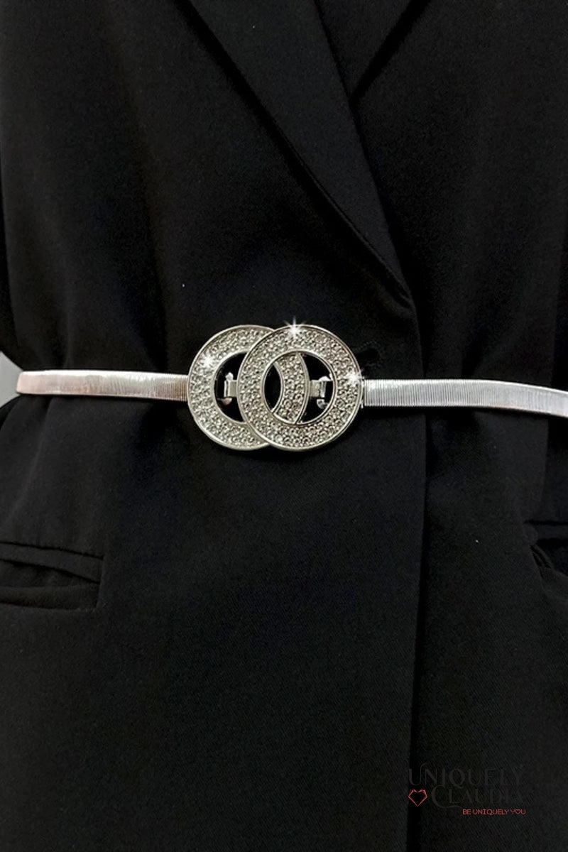 Silver belt with interlocking circular design