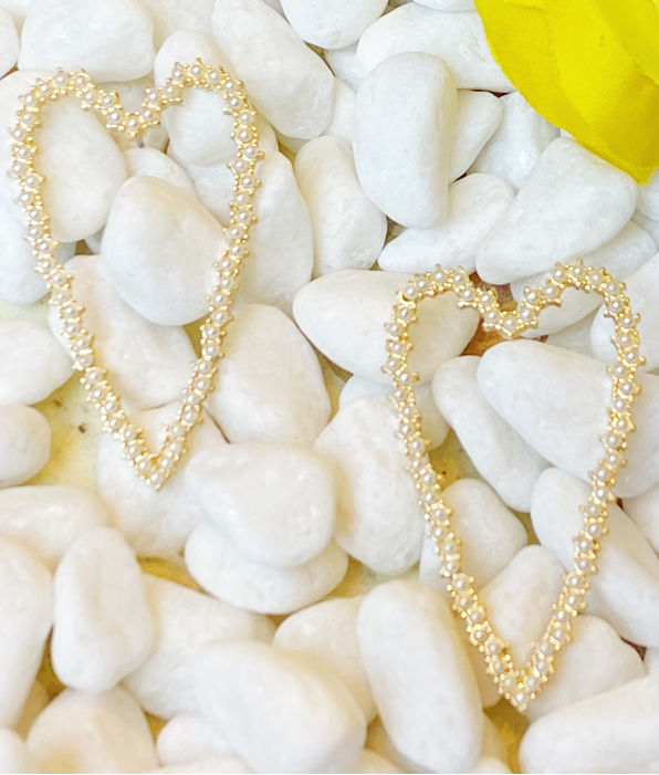 Pearl Encrusted Heart Earrings - Uniquely Claudia Boutique