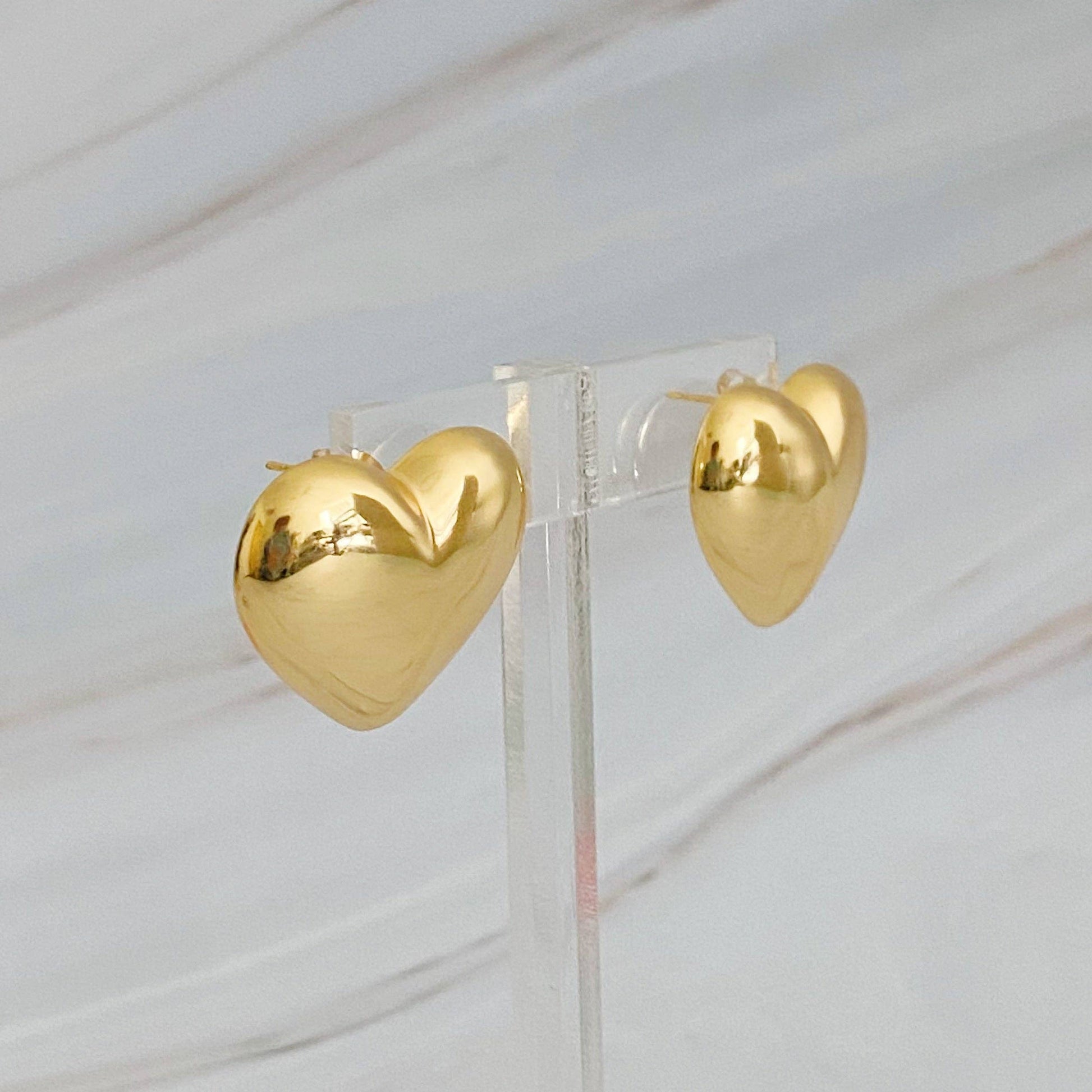 Polish My Heart Stud Earrings - Uniquely Claudia Boutique