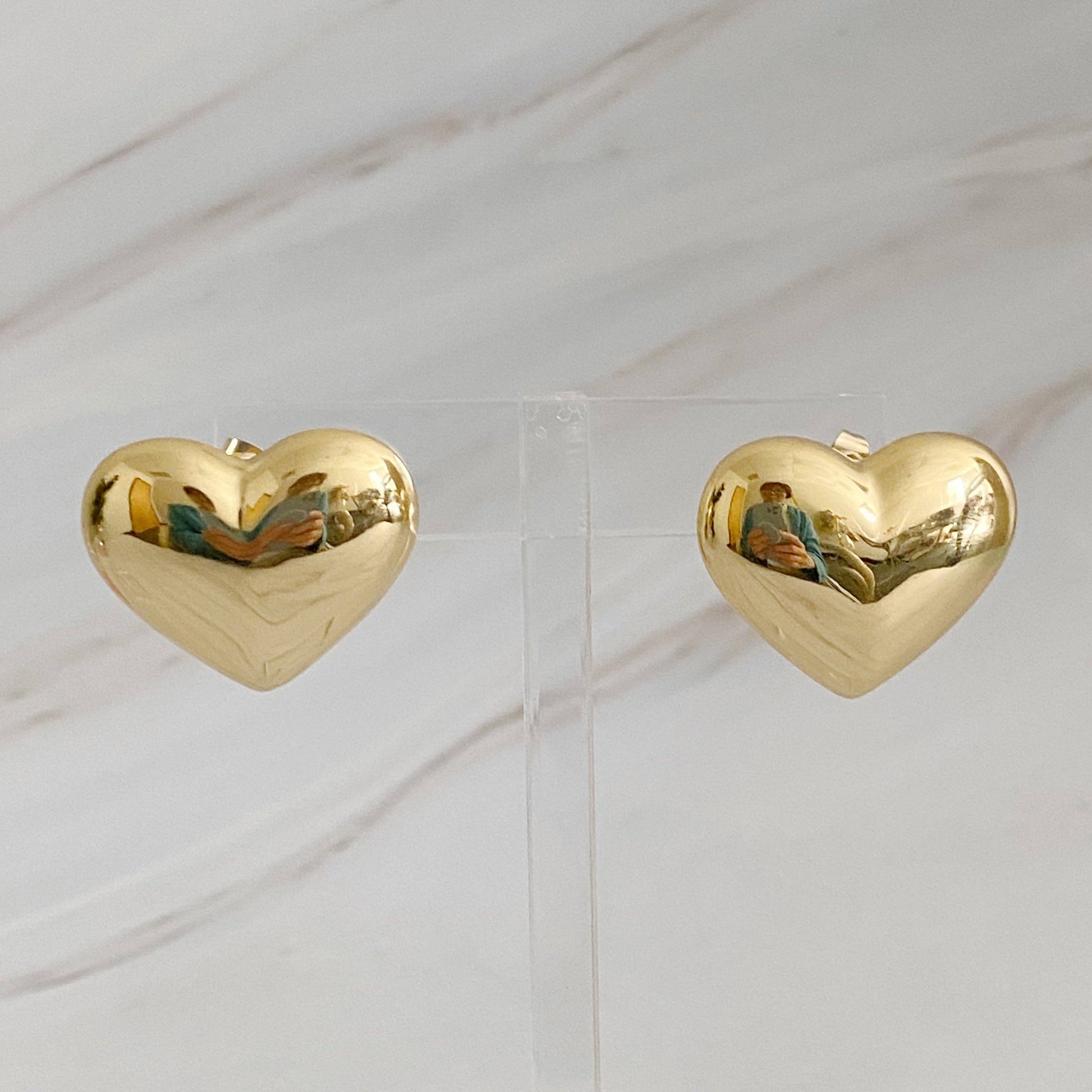 Polish My Heart Stud Earrings - Uniquely Claudia Boutique