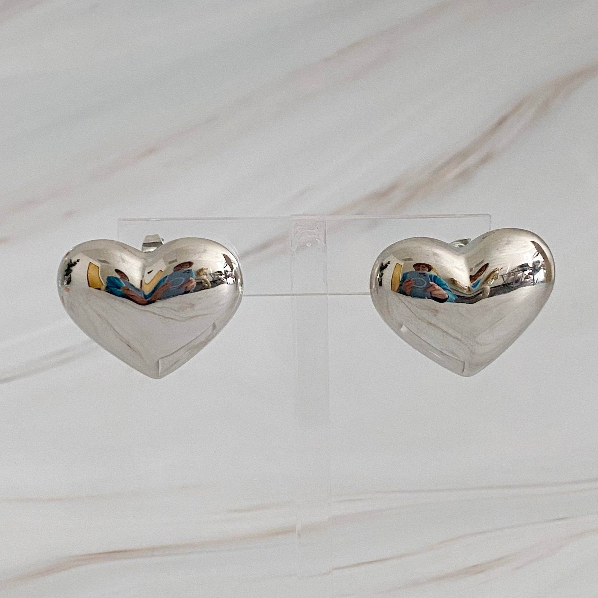 Polish My Heart Stud Earrings - Uniquely Claudia Boutique