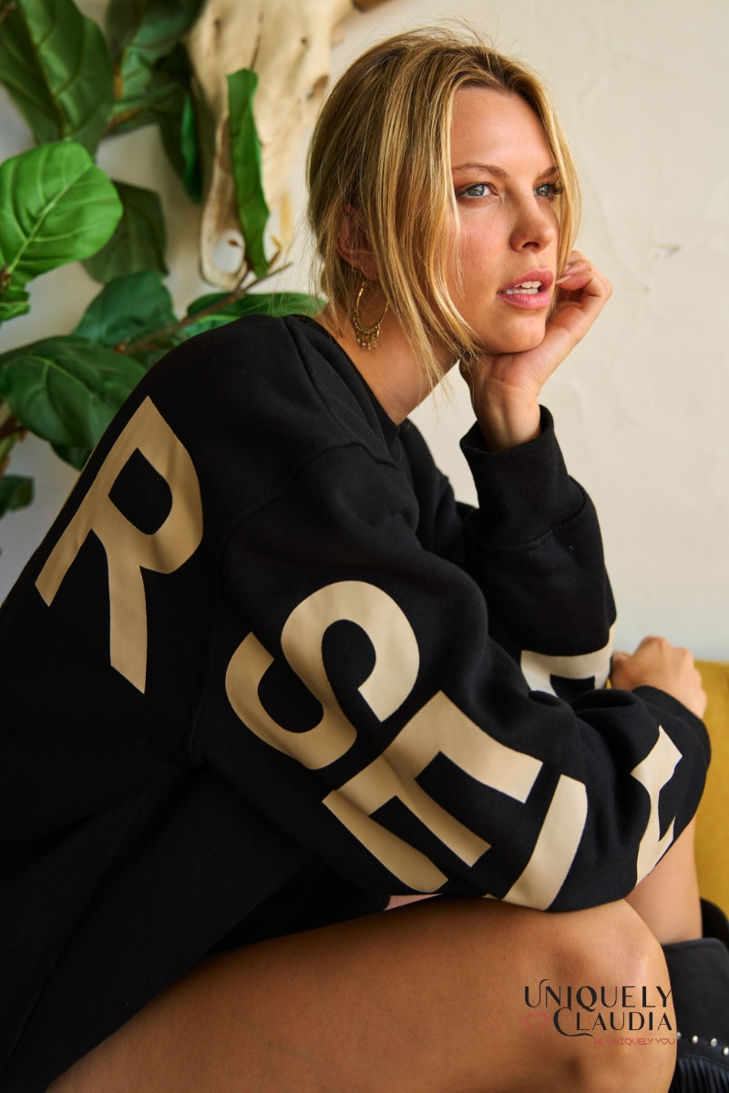 Love Yourself Oversized Sweatshirt | Uniquely Claudia Boutique