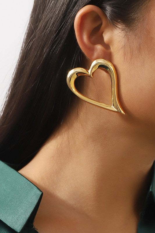 18k Gold Plated Large Hollow Heart Earrings | Uniquely Claudia Boutique