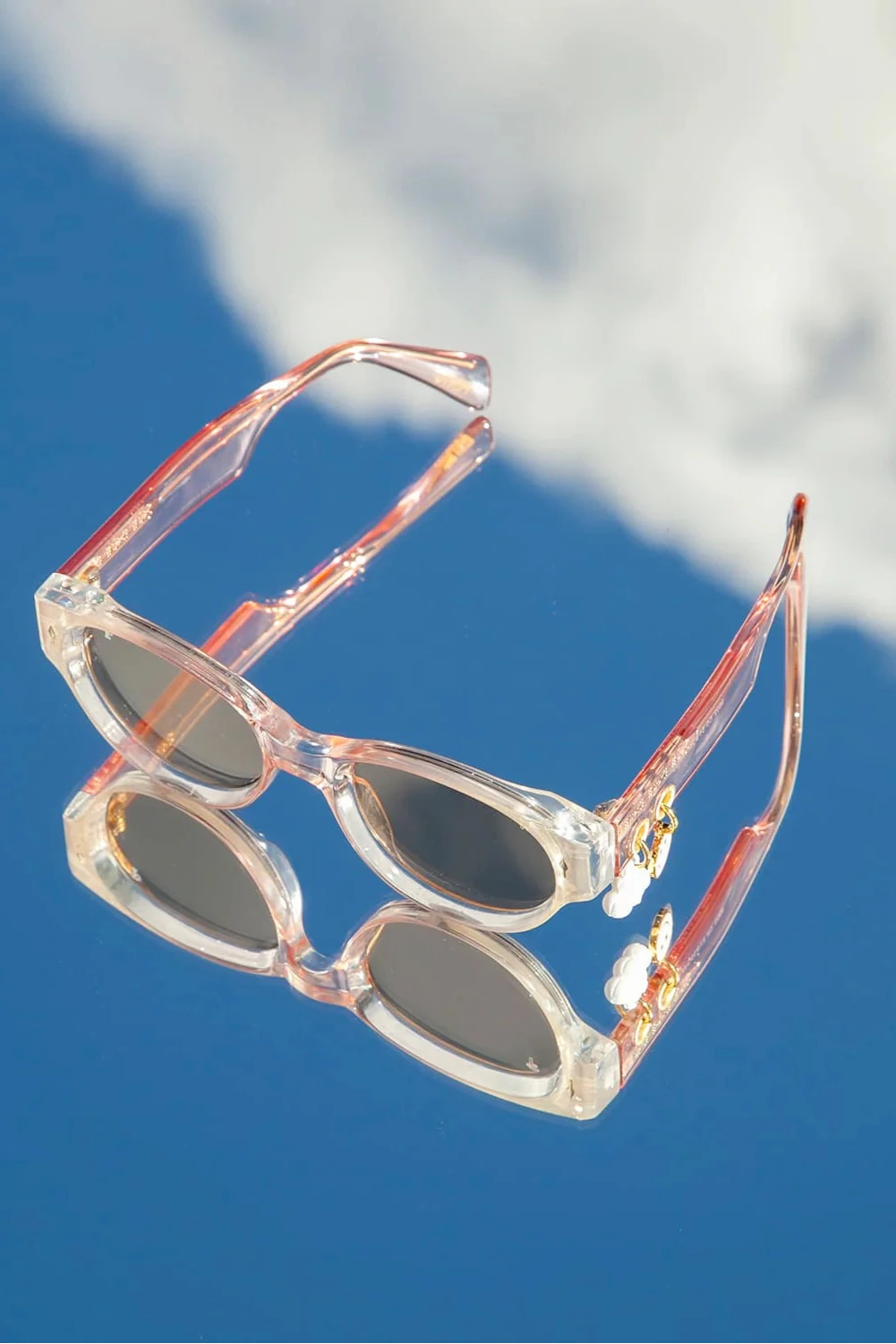 PARCHITA Pink Skies Sunglasses | Uniquely Claudia Boutique