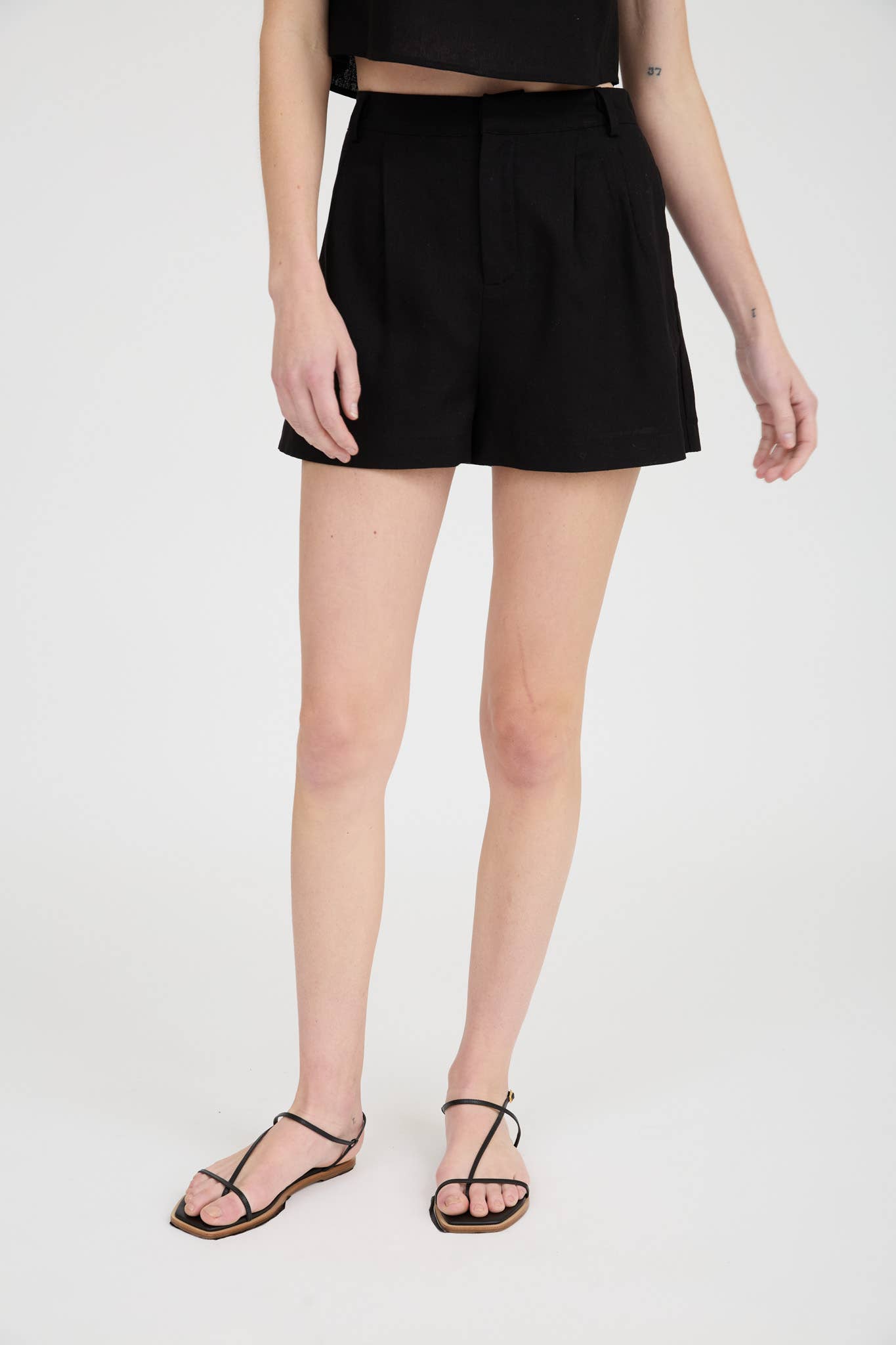 Kalene High-Waist Front Pleat Black Shorts | Uniquely Claudia
