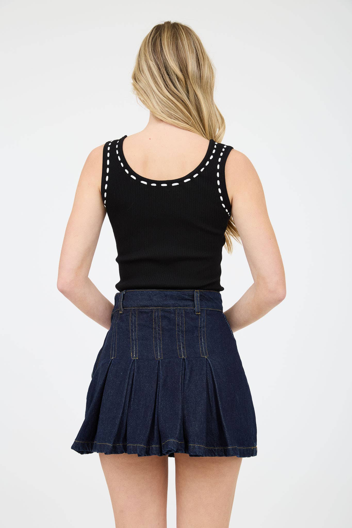Sadie Scoop Neck Front Tie Knit Tank Top | Uniquely Claudia