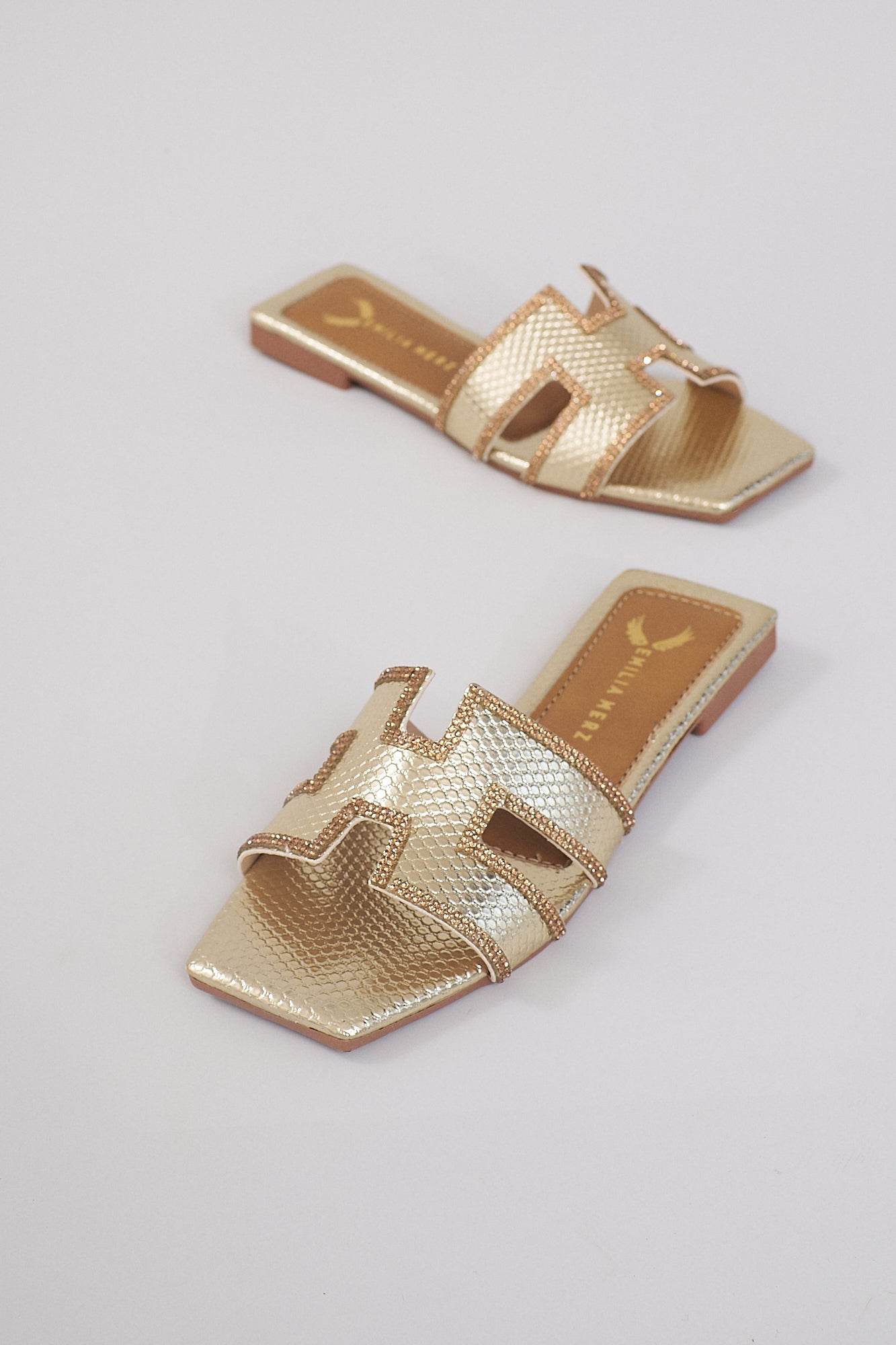 Dubai H Flats - Rhinestone Gold | Uniquely Claudia