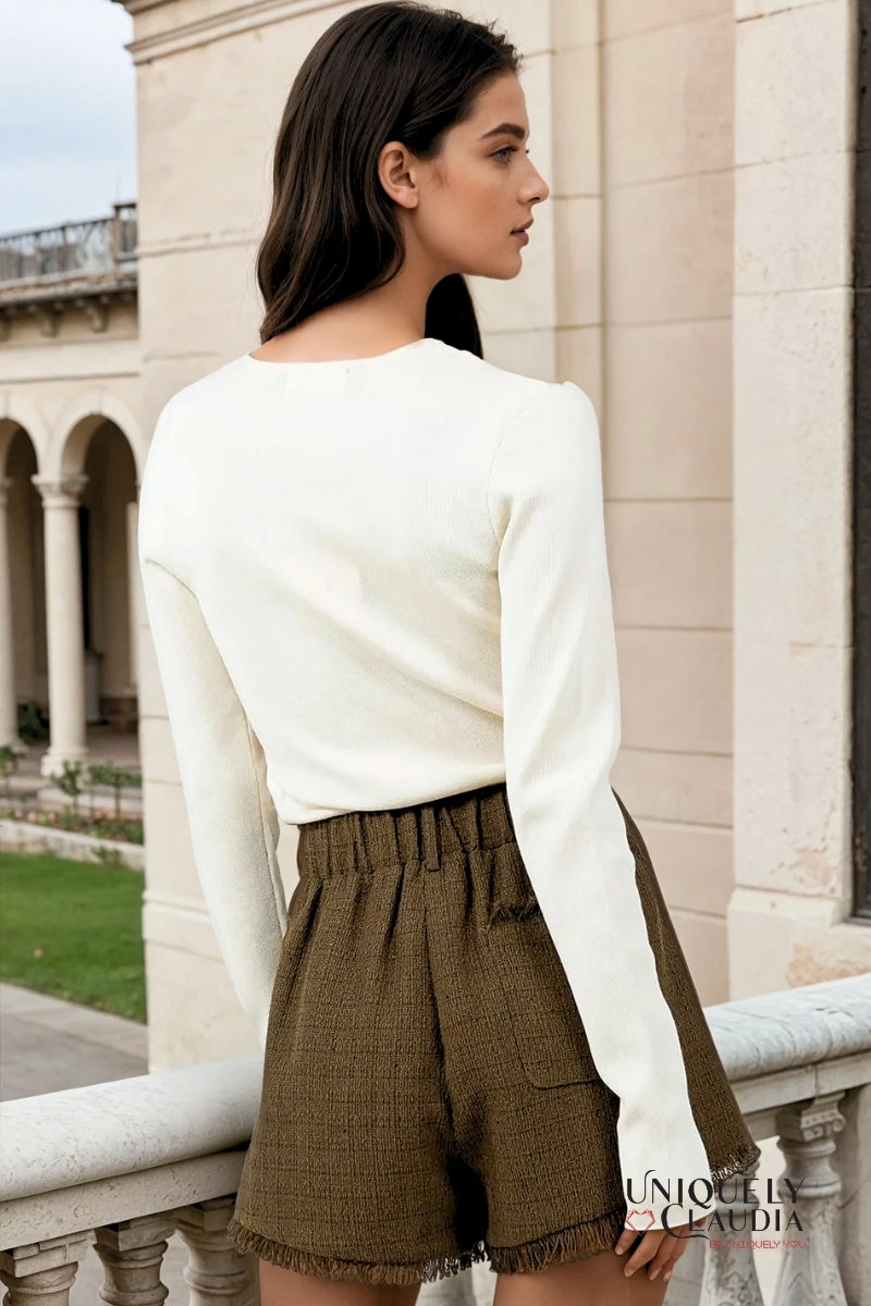 Amanda Chain Closure Knitted Top | Uniquely Claudia Boutique