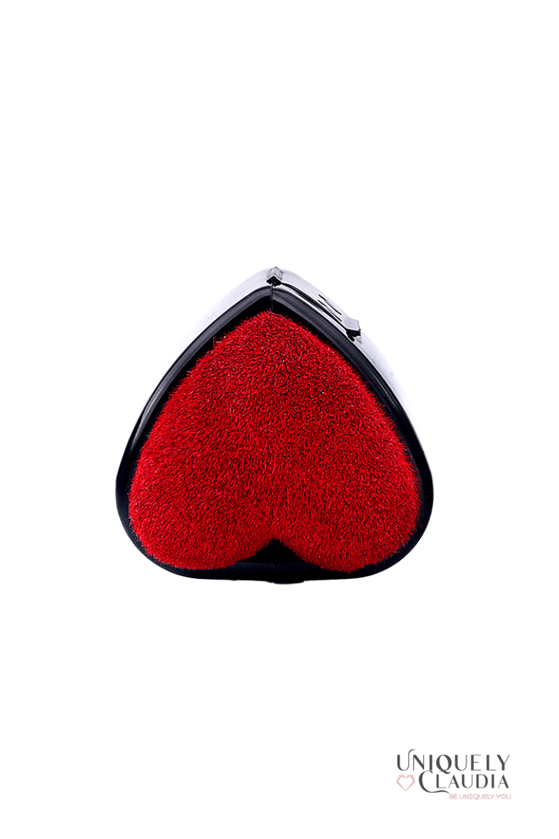 Heart-Shaped Kabuki Travel Brush - UNIQUELY CLAUDIA