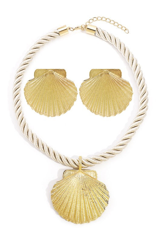 Statement Shell Pendant Necklace & Earrings Set