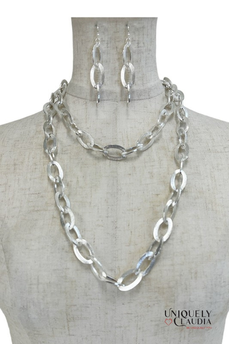 Anette Chains Earrings & Necklace  Set | Uniquely Claudia Boutique 