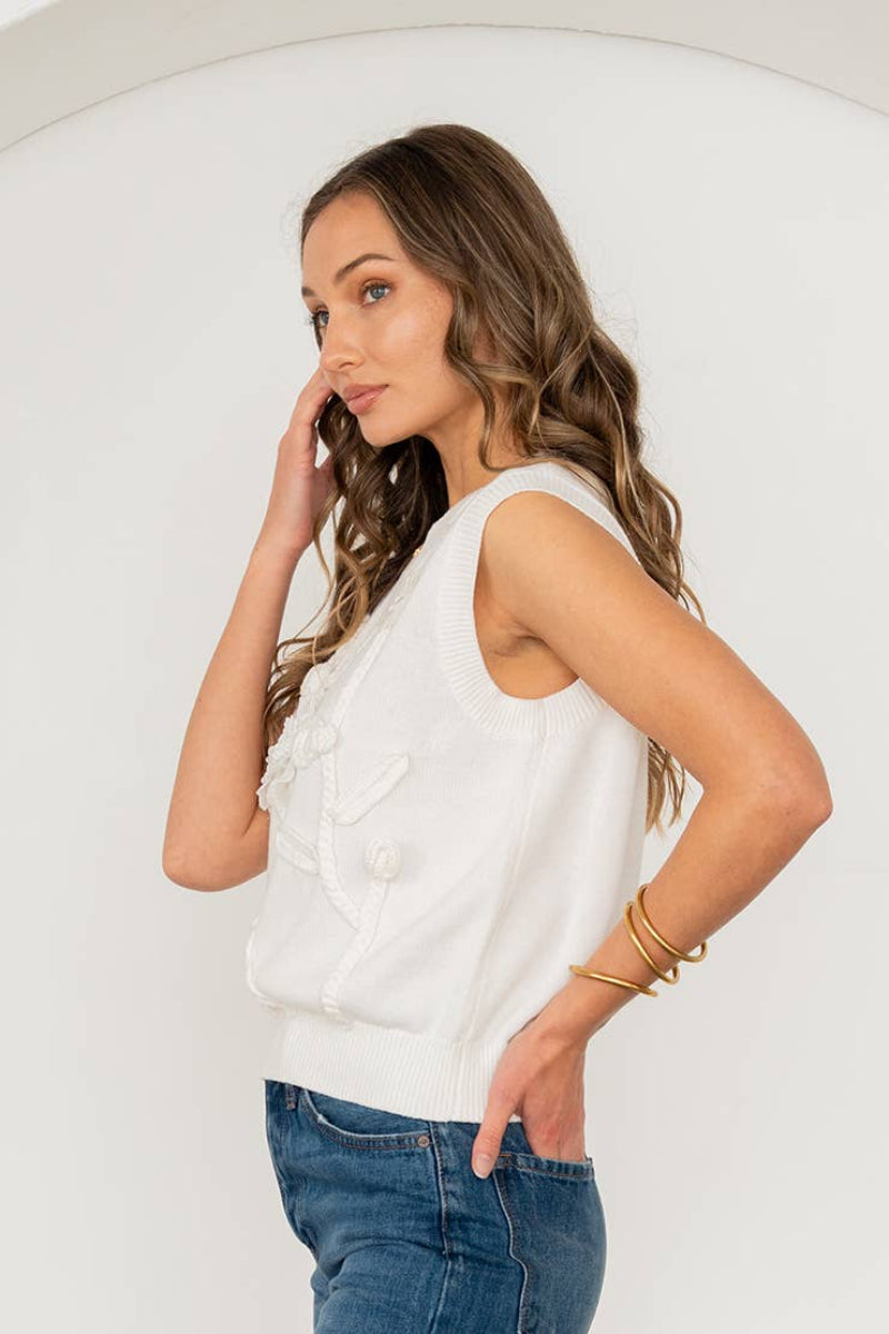 Relaxed Fit Crew Neck Sleeveless Top with Floral Embroidery: Off White / Contemporary / S - Uniquely Claudia Boutique
