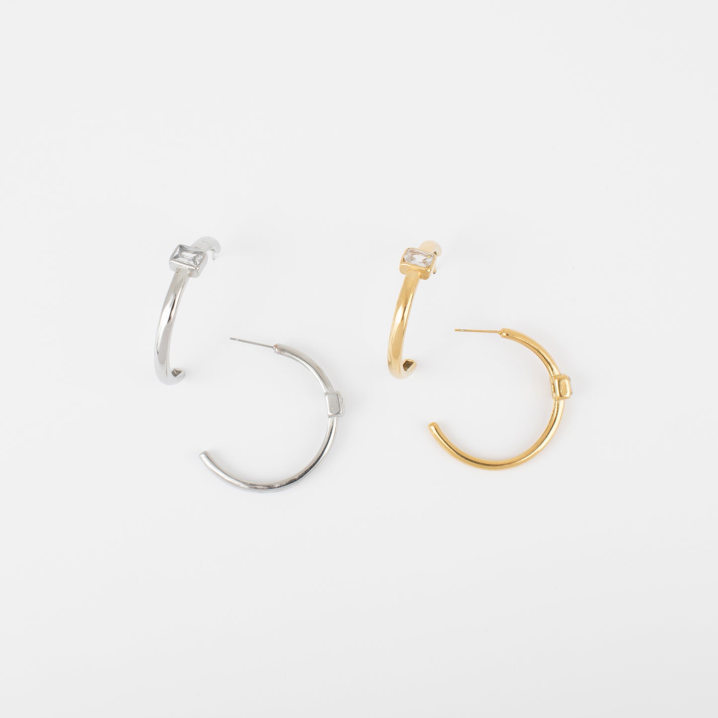 JBloom: Gigi Earrings - Uniquely Claudia Boutique