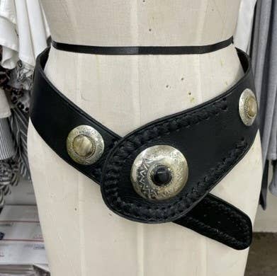 Medallion Asymmetrical Leather Belt - Uniquely Claudia Boutique