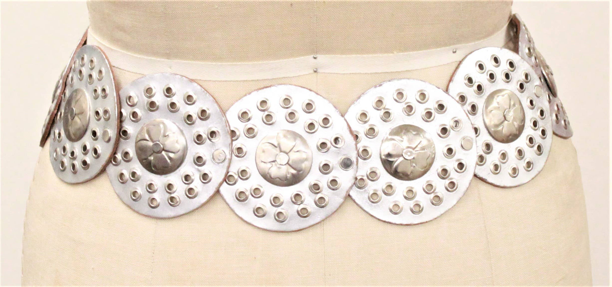 Medallion Metallic Silver Leather Belt - Uniquely Claudia Boutique