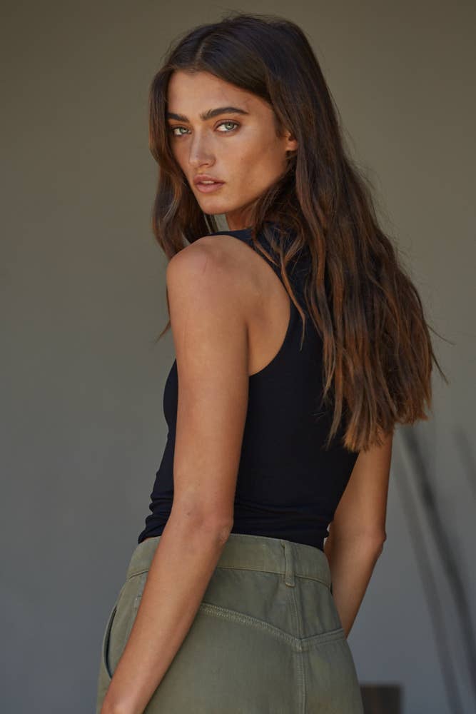 Ellie Double Layered Seamless White Top - Uniquely Claudia Boutique