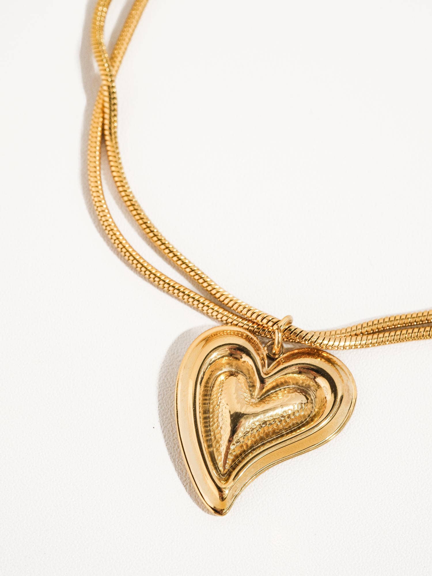 Dione 18K Gold Heart Bracelet - Uniquely Claudia Boutique