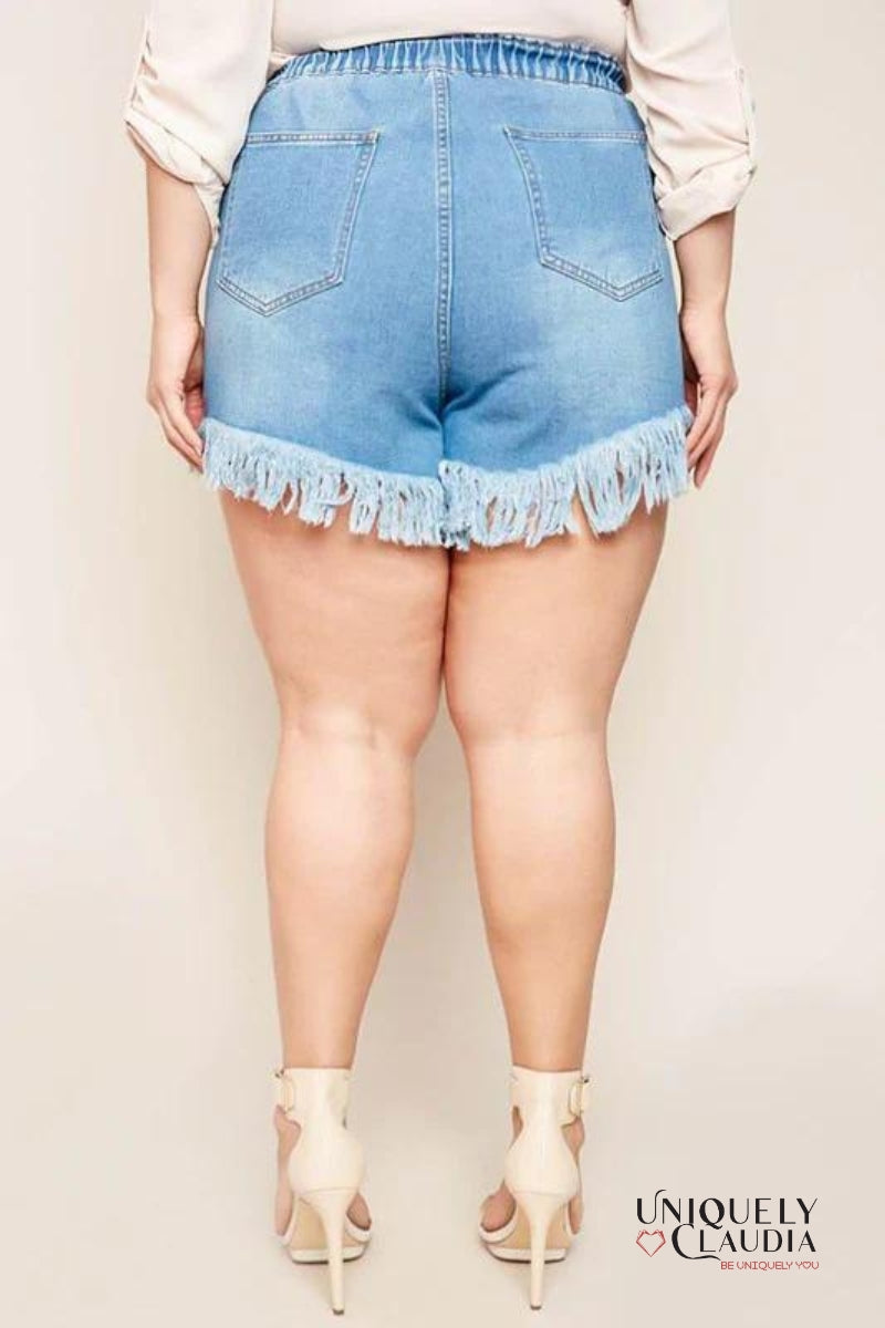 EDGY PLUS: Brenda Fringe Hemmed Denim Shorts - Uniquely Claudia Boutique
