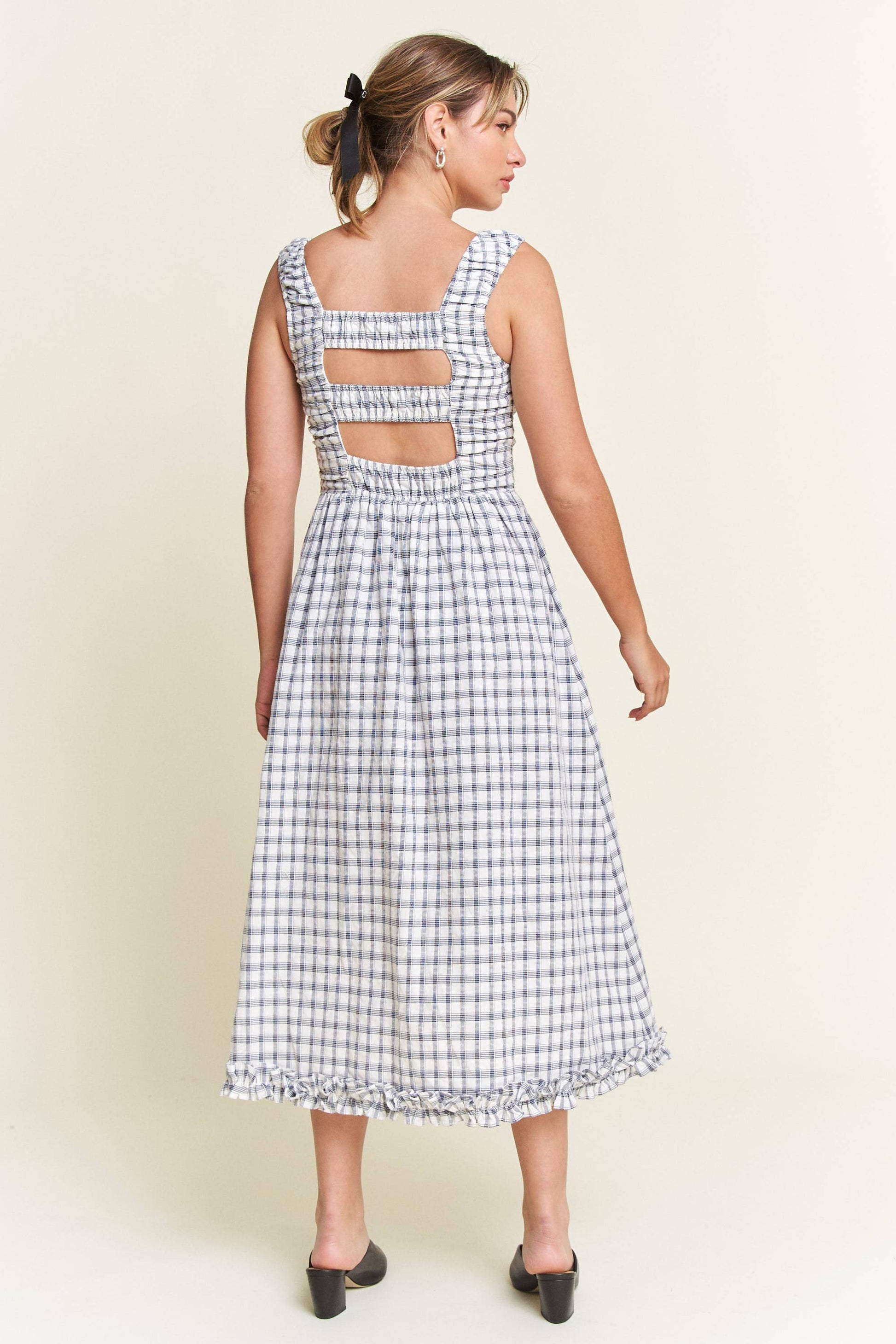 Savannah Checkered Smocked Midi Dress | Uniquely Claudia 