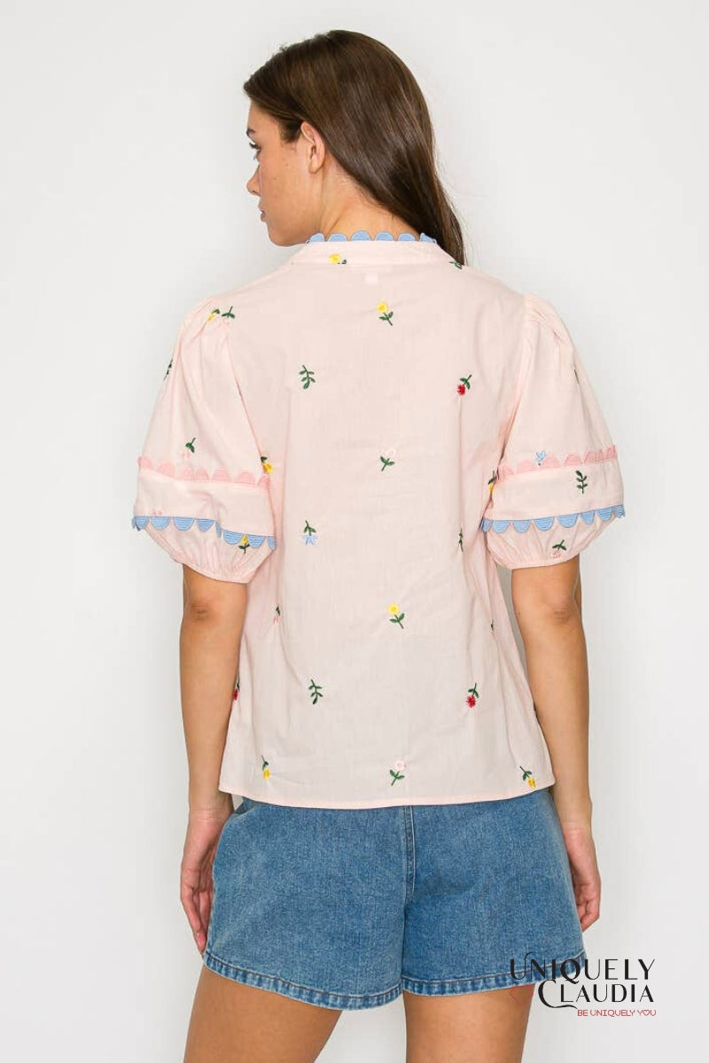 Daisy Flower Embroidery Top | Uniquely Claudia Boutique
