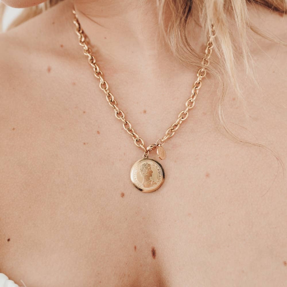 Elegant Elizabeth Coin Chain Waterproof Necklace - Uniquely Claudia Boutique
