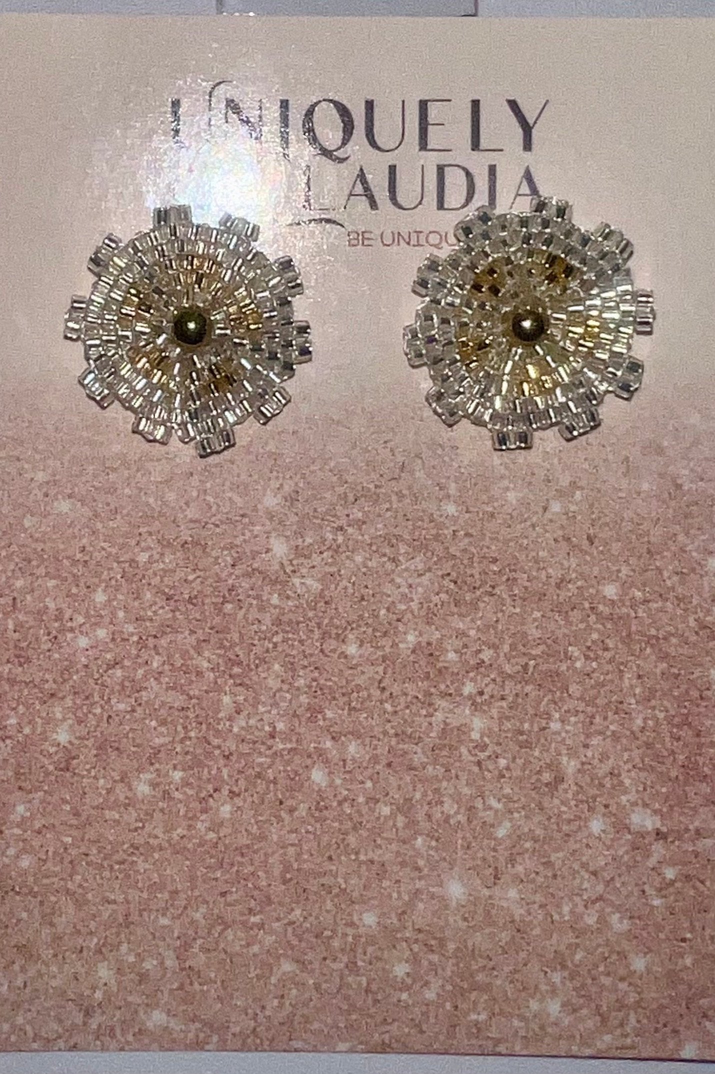 Daisy Miyuki Beads Stud Earrings | Uniquely Claudia Boutique 