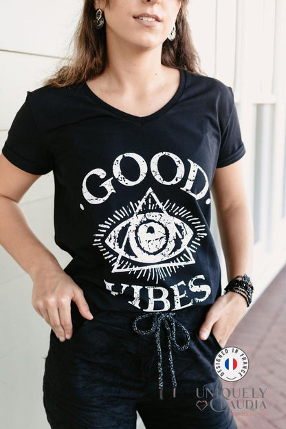 Women's Tshirts | Good Vibes Only Tee | Uniquely Claudia Boutique